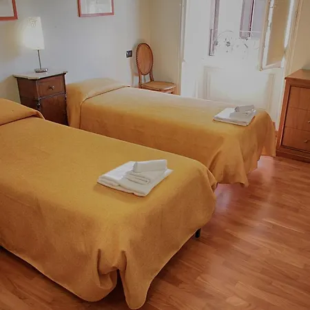 Pensjonat Domus Real Cardello 4*