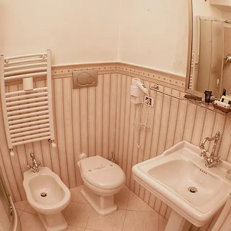 Guest house Domus Real Cardello 2*