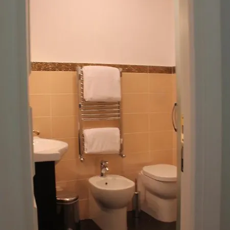 Guest house Domus Real Cardello 2*