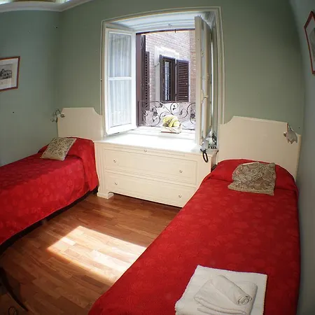 Domus Real Cardello 4* Rome